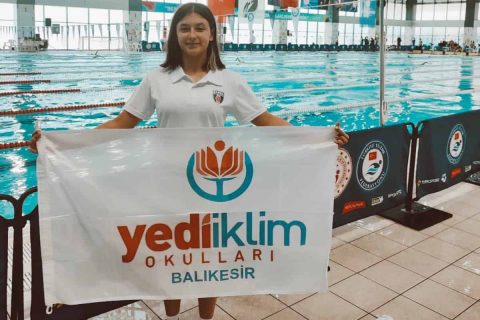 Ecrin Ada Onay Türkiye Arena Uzun Kulvar Küçükler Bireysel Yüzme Şampiyonası 1.’si